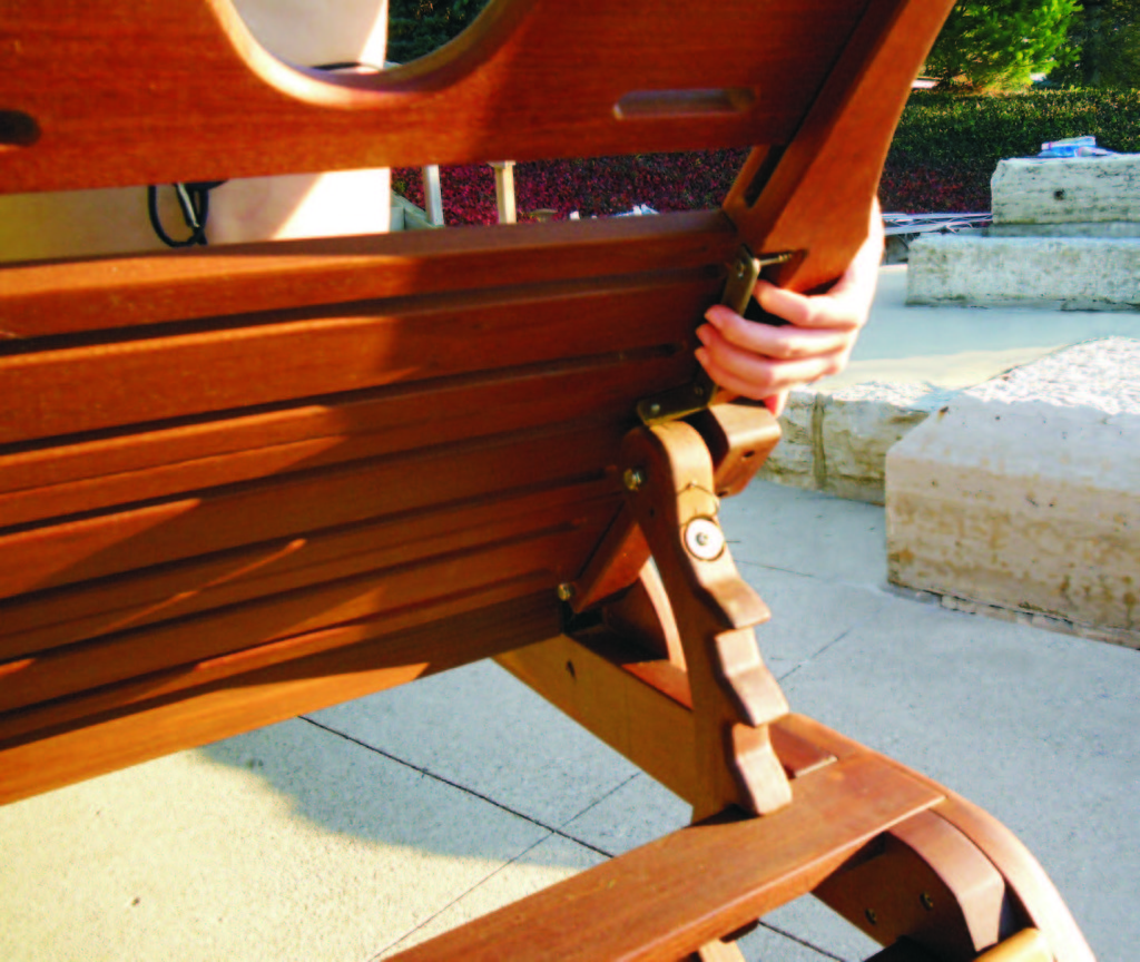 The patented release handle allows setback adjustment while seated.